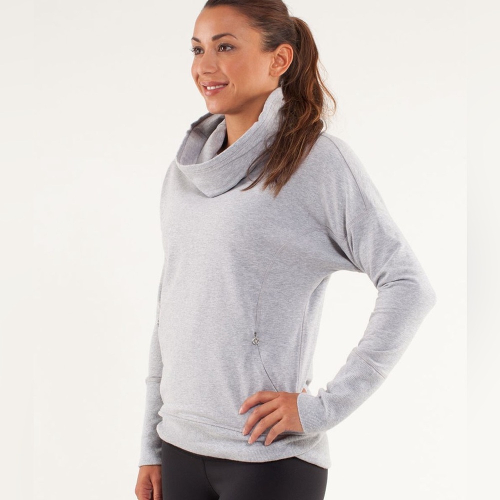 Lululemon Run: Rest Day Pullover